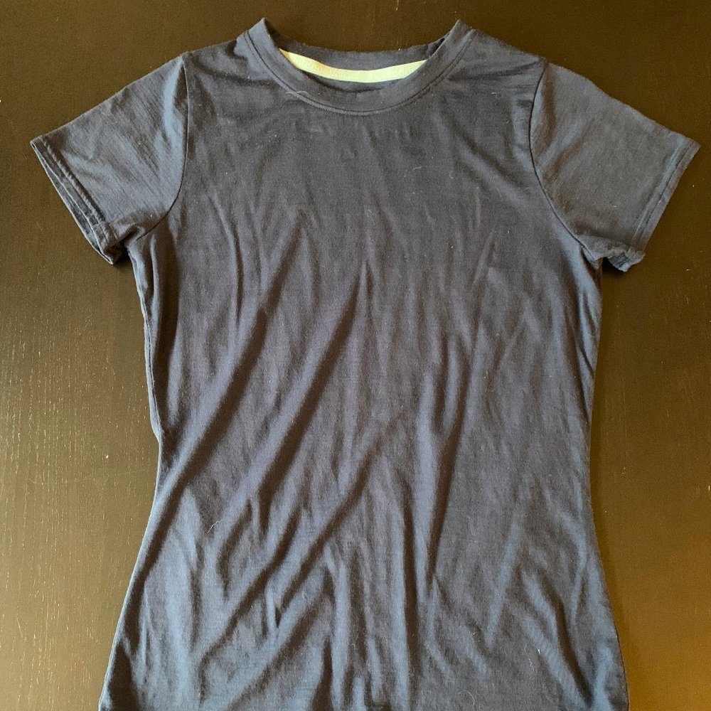Outdoor Voices Womens short sleeve XS merino wool